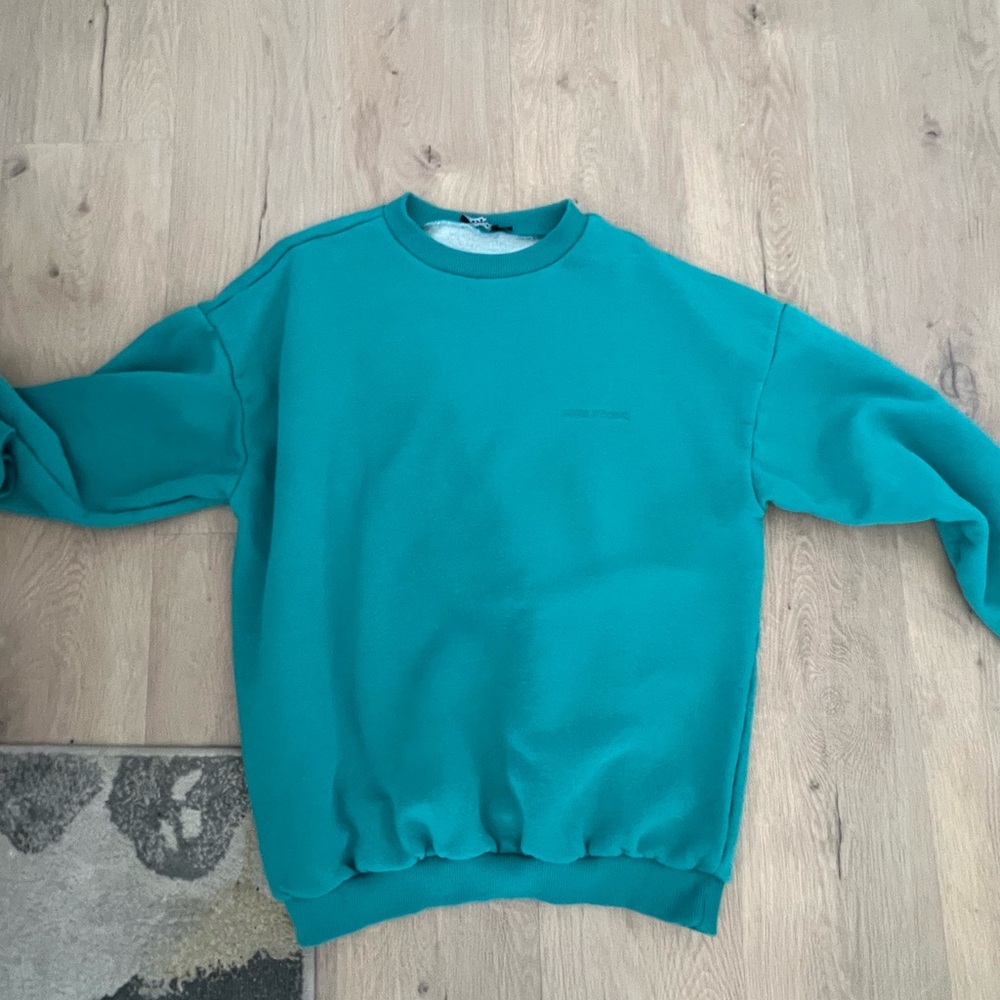 Boohoo crewneck